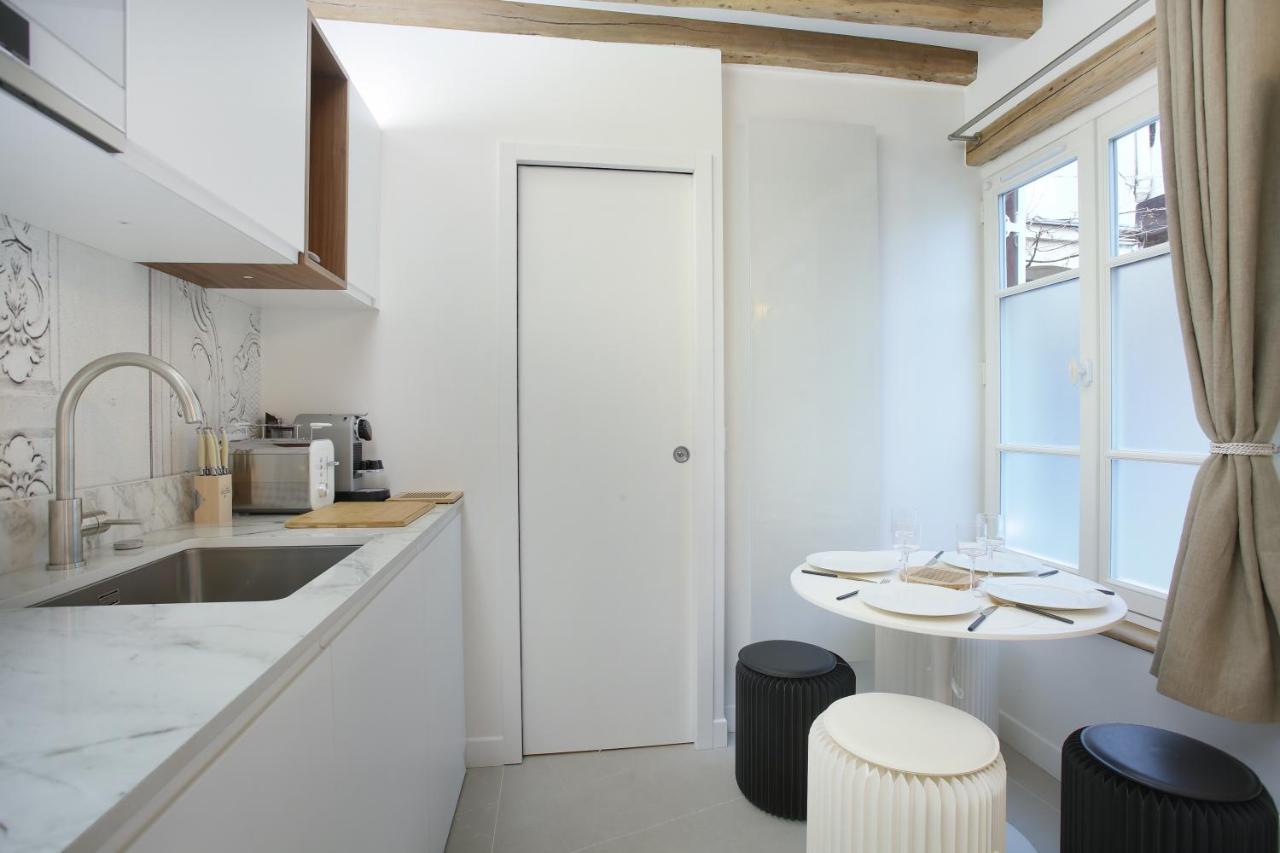 Apartment Le Marais By Studio Prestige Paris Exterior photo